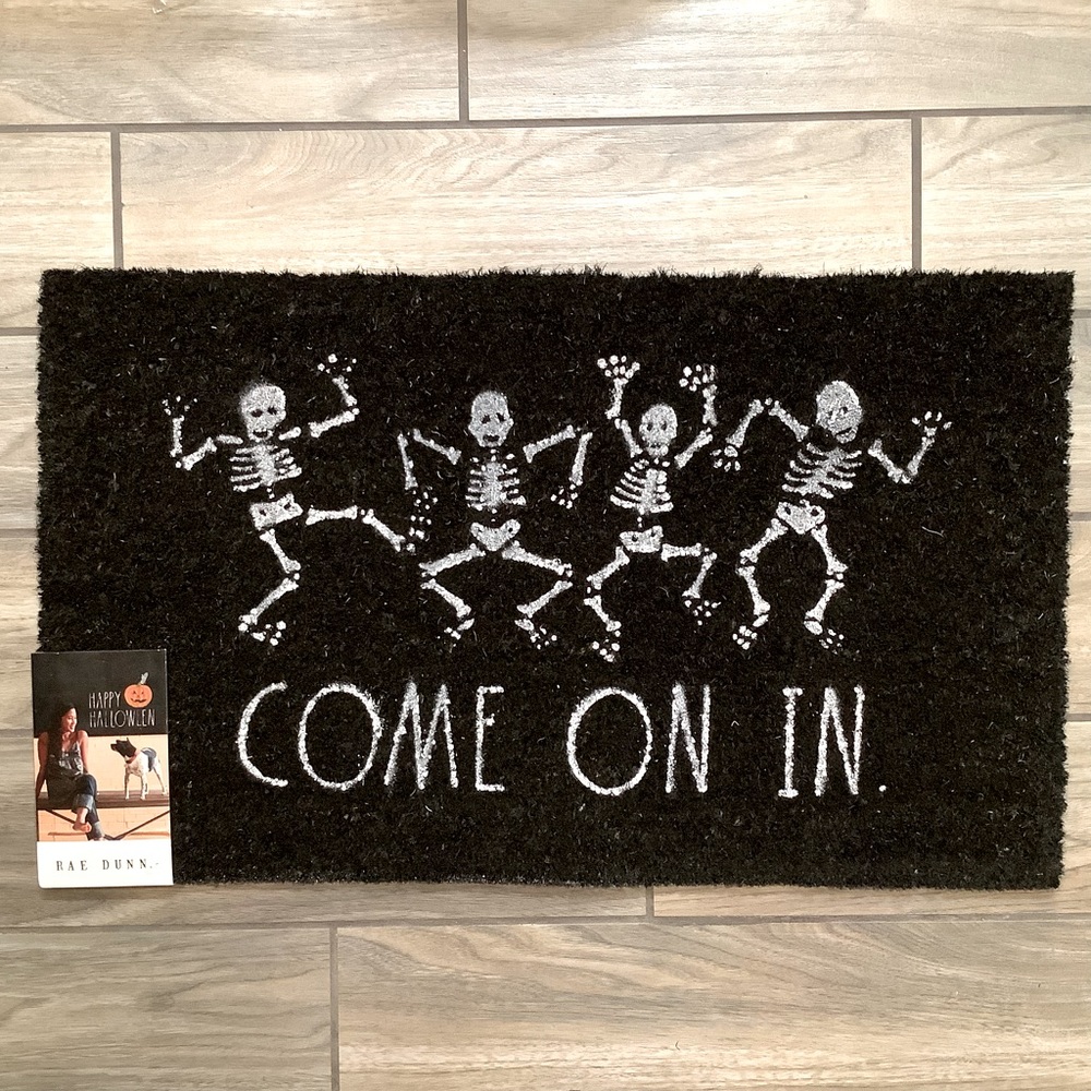 Rae Dunn NWT Skeleton Come On In Halloween Coir Doormat